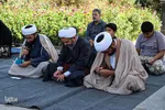 غبار روبی گلزارشهداء همزمان باآغاز هفته دفاع مقدس در ملایر‎