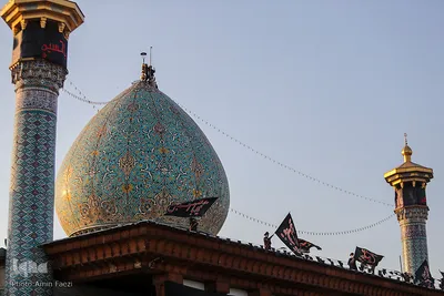 آیین تعویض پرچم حرم مطهر حضرت شاهچراغ(ع) شیراز