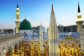حرم مطهر و نورانی اشرف الانبیاء، حضرت محمد مصطفی(ص) در مدینه منوره