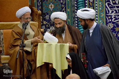 جشن عمامه گذاری طلاب در میلاد امام زمان(ع) در قم