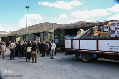 ارسال کمک های مردمی به سیل زدگان استان خوزستان 