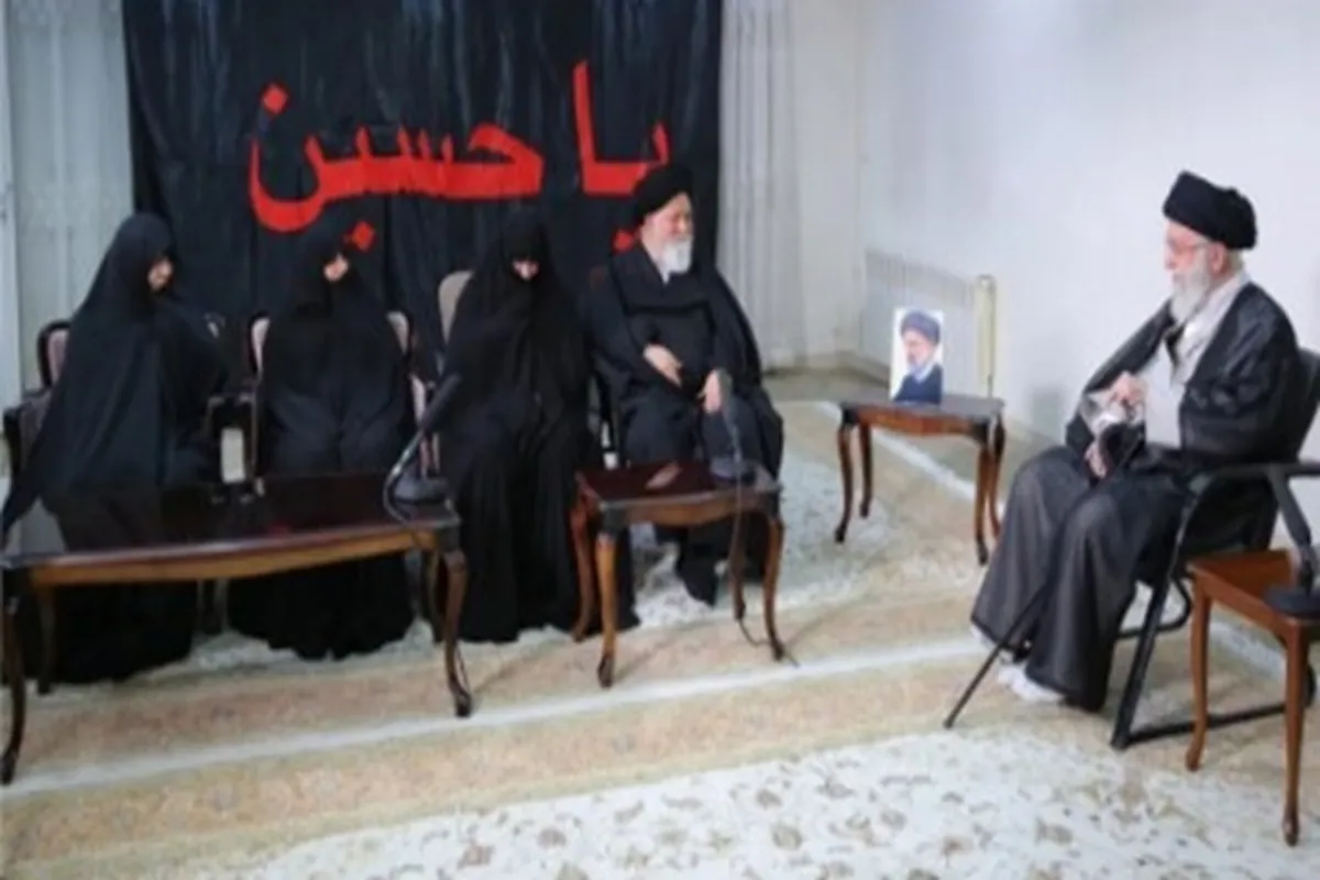 Ayatullah Khamenei: Partisipasi Massa di Pemakaman Raeisi Tunjukkan Kekuatan Iran