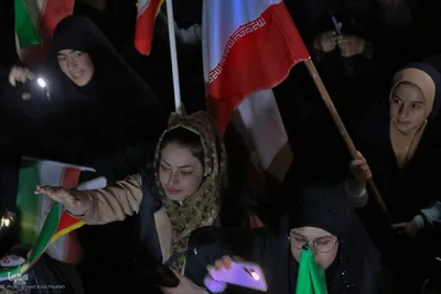 حماسه شب بیست‌ و هفتم شیرازی ها