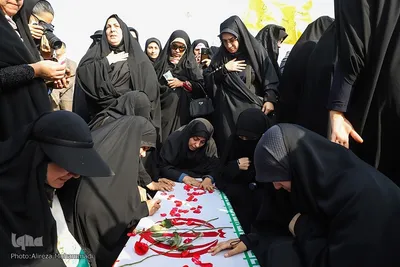 بازگشت پیکر‌های ۲۲ شهید دفاع مقدس به وطن
