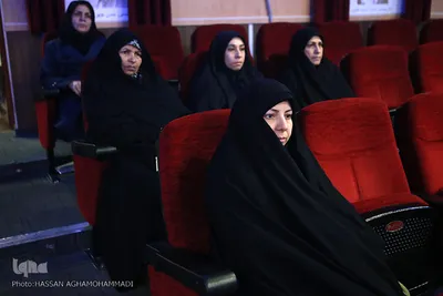 اولین نشست فاطمه (س) و جامعه امروز