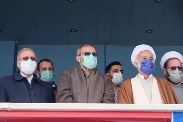 ایران در توافق برجام از موضع انقلابی و قرآنی کوتاه نمی‌آید