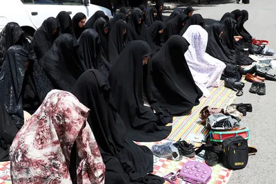 اقامه نماز ظهر عاشورا در اهر