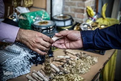 عرضه انواع لوازم هیات ها و ملزومات ماه محرم در بازار تهران