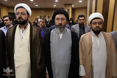 حجت‌الاسلام والمسلمین دکتر سیدجواد مظلومی معاون فرهنگی بعثه مقام معظم رهبری در مراسم رونمایی از کتاب شعر منا منهای بسیاران