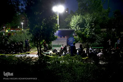 سفره افطار ساده در بوستان رضوان منطقه ۱۰ تهران