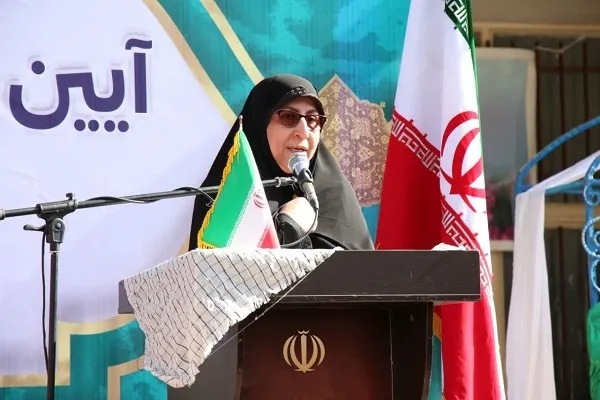 دانش‌آموزان با پیوند علم و ایمان قله‌های پیروزی را فتح کنند