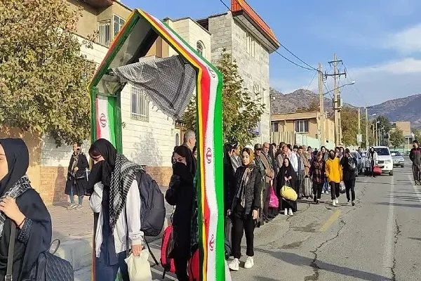 اعزام دانش‌آموزان مریوانی به اردوی راهیان نور