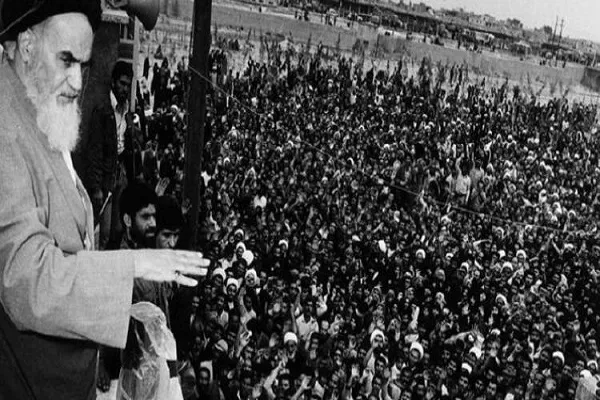 الثورة الإسلامية في إيران ودور الأقليات الدينية في إنتصارها
