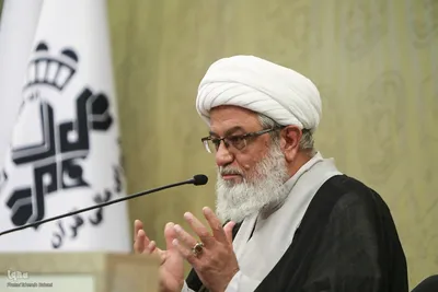 حجت‌الاسلام والمسلمین محمدرضا عابدینی در مراسم اختتامیه نشست استادان، قاریان و حافظان قرآن