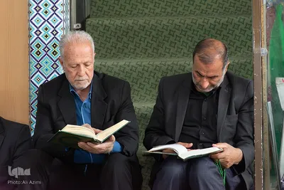 کرسی تلاوت قرآن یادبود سردار شهید زاهدی در اصفهان