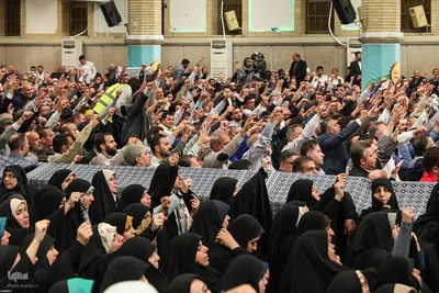 دیدار هزاران نفر از کارگران سراسر کشور با رهبر معظم انقلاب