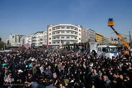 تشییع پیکر ۱۳۵ شهید گمنام دفاع مقدس