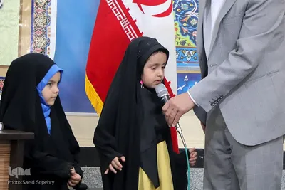 کرسی تلاوت قرآن کریم در ملایر