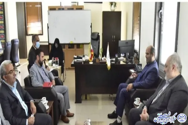مناطق کمتر توسعه یافته در ارائه تسهیلات بانکی بیشتر دیده شوند