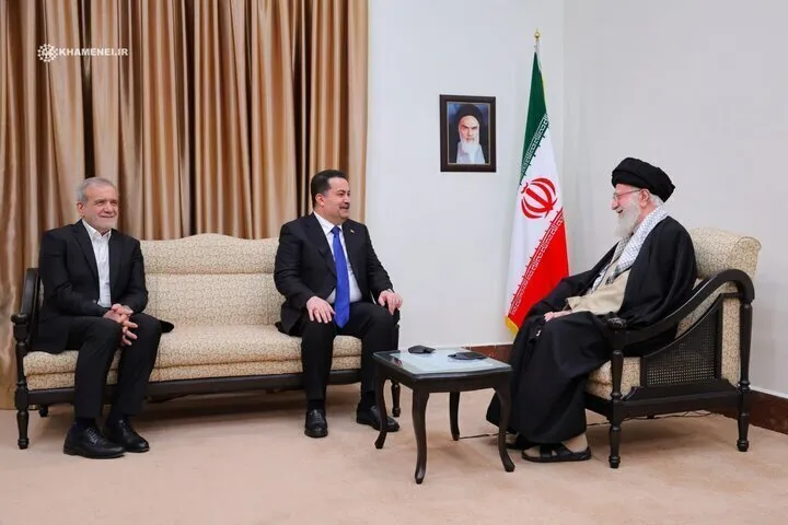 Ayətullah Xamenei: 