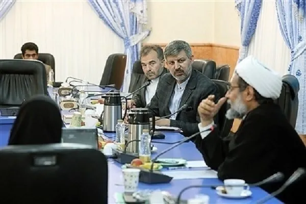 رفت و برگشت دبیرخانه کمیسیون آموزش عمومی قرآن به معاونت پرورشی