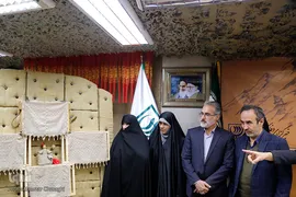 رونمایی از کتاب گیلی گادر