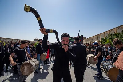 عزاداری سالار شهیدان در میدان امام(ره) اصفهان