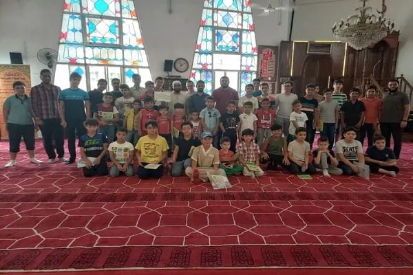 لبنان: دار القرآن للحفظ والتلاوة في طرابلس تكرّم طالباً جديداً + صور