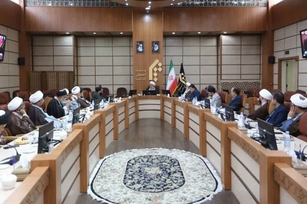 حوزه‌های علمیه پرچمدار گفتمان عدالت در سراسر عالم هستند