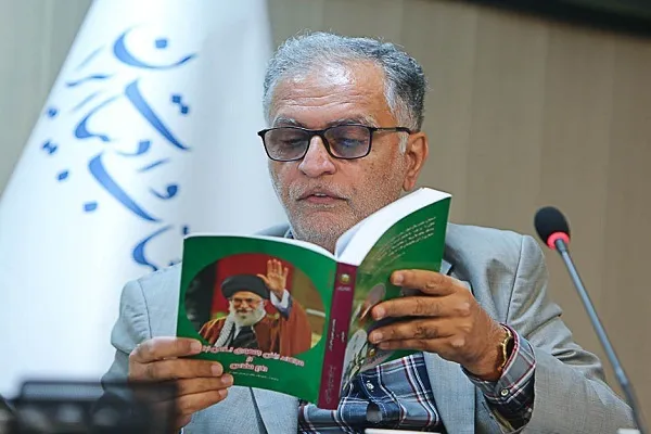 برخی رمان‌های دفاع مقدس تخیل صرفند!