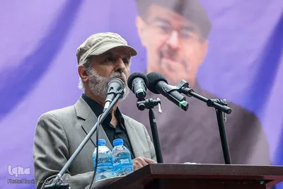 تشییع پیکر هنرمند انقلابی حبیب الله صادقی