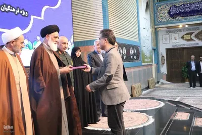همایش بزرگ فرهنگیان ارومیه با محوریت توسعه و اشاعه فرهنگ ایثار و شهادت‎