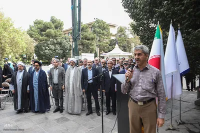 آئین ادای احترام و عطر افشانی مزار شهدای گمنام دانشگاه تهران