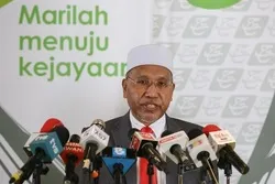 Islam Should Be Respected by Other Religions: Malaysian Religious Affairs Minister  