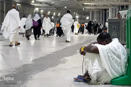 نیایش زائران در مسجدالحرام