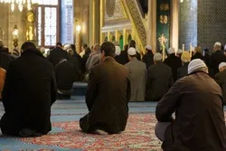 Hollandiyada islamofobiya ilə mübarizə üçün Azan səsinin yayılmasına icazə verildi