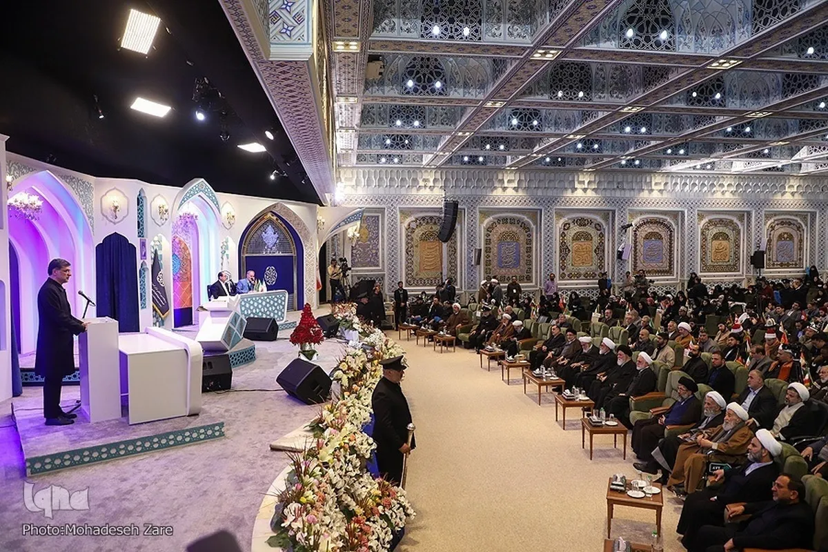 Mashindano ya fainali ya Kimataifa ya Qur’ani Tukufu ya Iran yaanza Mashhad