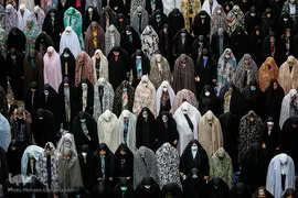 اقامه نماز عید فطر در حرم مطهر رضوی‎