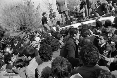 تصاویر بازگشت امام خمینی به ایران