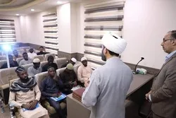 Ang mga Mag-aaral na Aprikano sa Seminaryo ay Kumuha ng Mataas na Kurso sa Qur’an sa Najaf