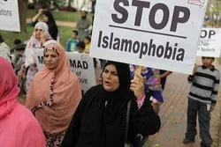 British na mga Muslim Humingi ng Legal na Pagtatanggol mula sa Islamophobia