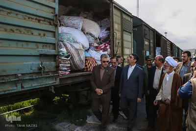 ارسال کمک های مردمی به سیل زدگان استان خوزستان 