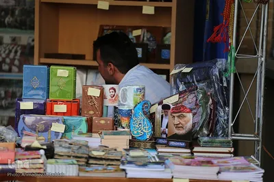 نگاهی متفاوت به نمایشگاه قرآنی استان فارس