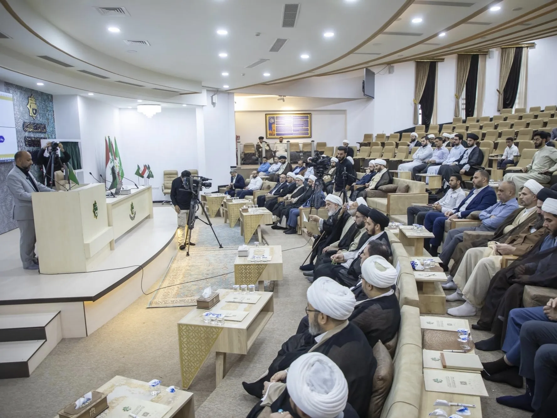 Kerbela’da Nehcü’l Belağa ile ilgili ilmi bir konferans düzenlendi