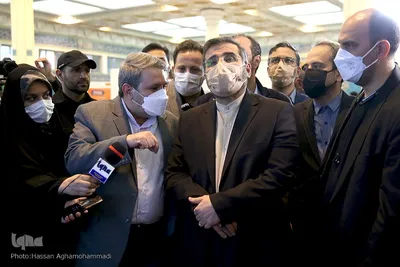 بازدید محمدمهدی اسماعیلی، وزیر فرهنگ و ارشاد اسلامی از غرفه ایکنا در بیست و نهمین نمایشگاه بین المللی قرآن کریم