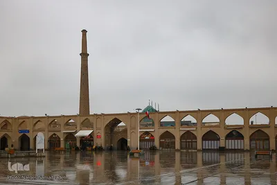 نصف جهان بارانی