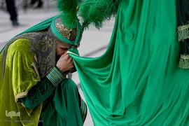 مراسم آیینی تعزیه در حرم شاهچراغ (ع)