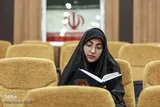 حافظان قرآن روزانه یک دهم محفوظات خود را مرور کنند