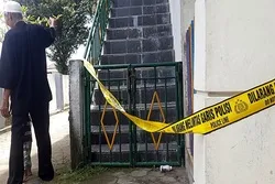 ইন্দোনেশিয়ার ফাতহুর রহমান মসজিদে অগ্নিসংযোগ