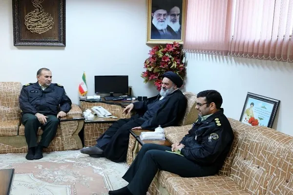 عدالت و صداقت محور فعالیت‌های کارکنان انتظامی است